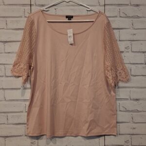 Ann Taylor Women's Size XL Blouse Light Pink Crochet Short Sleeve Brand New